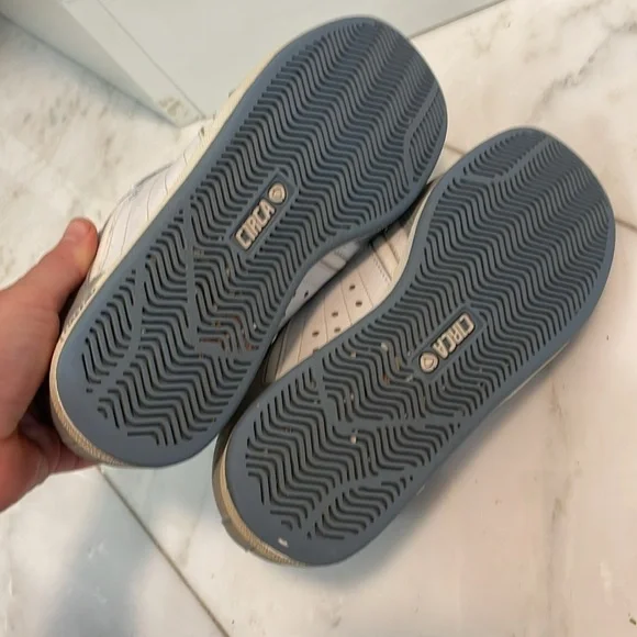 Circa CX114, women’s 9 or men youth 7-7.5, blue gray and white skateboard shoe - Picture 7 of 8